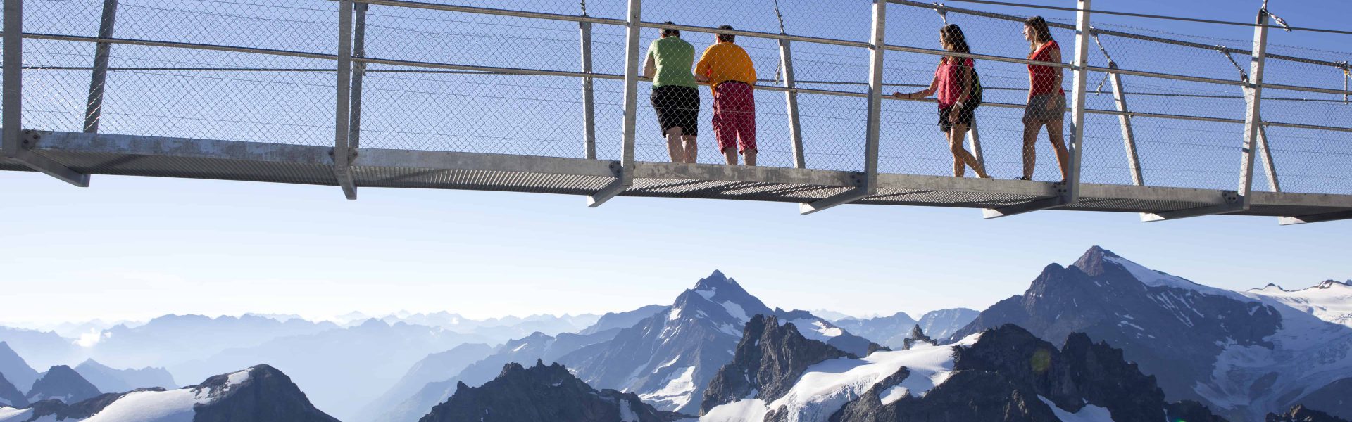 40_Titlis-Gletscherausflug_1_Railaway-1920x600