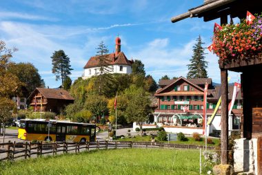 Postauto 351 Sachseln Flueli-Ranft